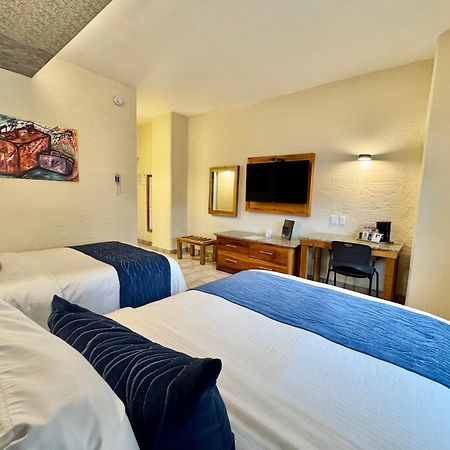 Comfort Inn Cordoba Bagian luar foto