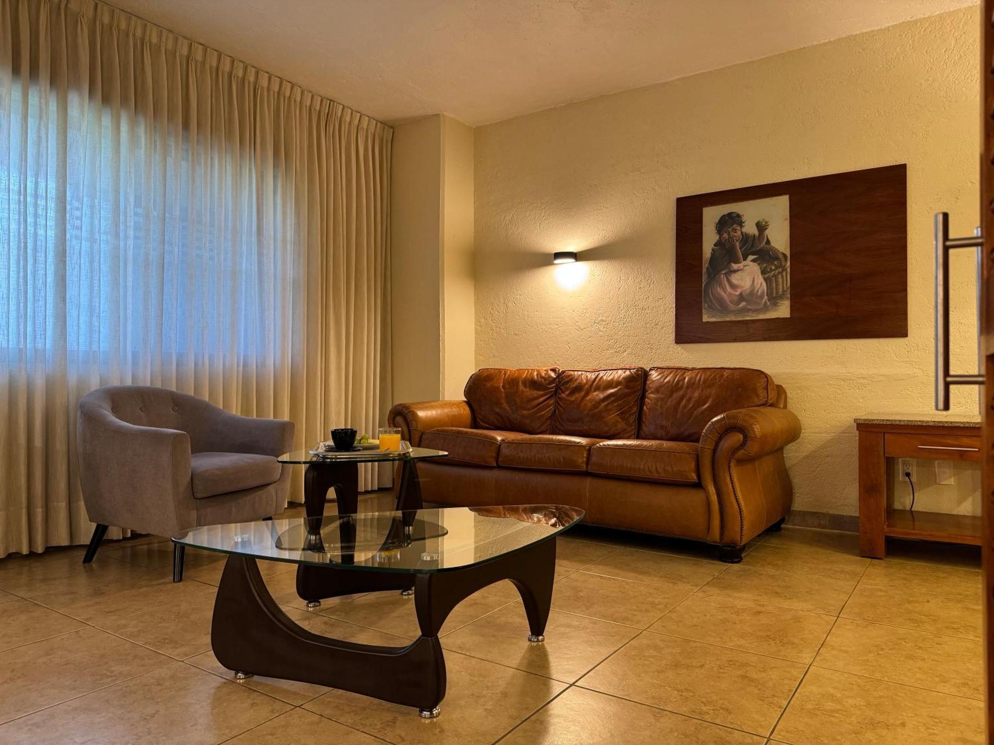 Comfort Inn Cordoba Bagian luar foto