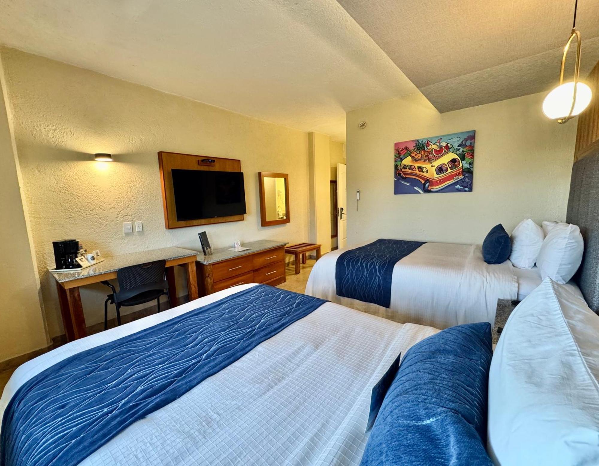 Comfort Inn Cordoba Bagian luar foto