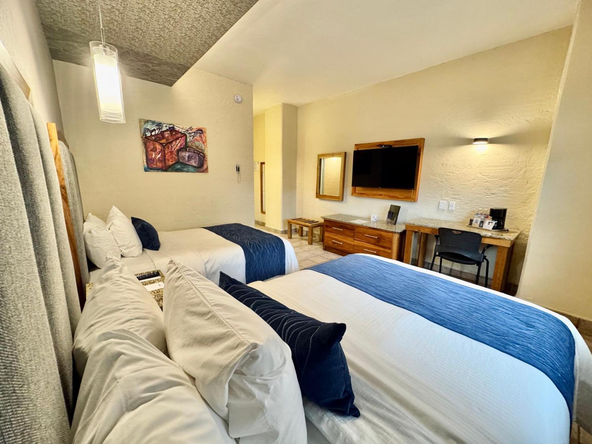 Comfort Inn Cordoba Bagian luar foto